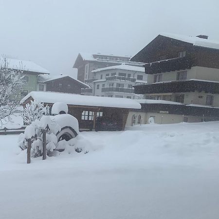 Fruehstueckspension Erika Schladming Luaran gambar