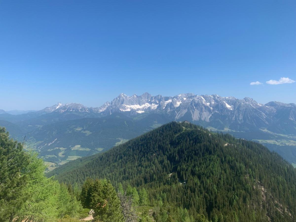 Fruehstueckspension Erika Schladming Luaran gambar