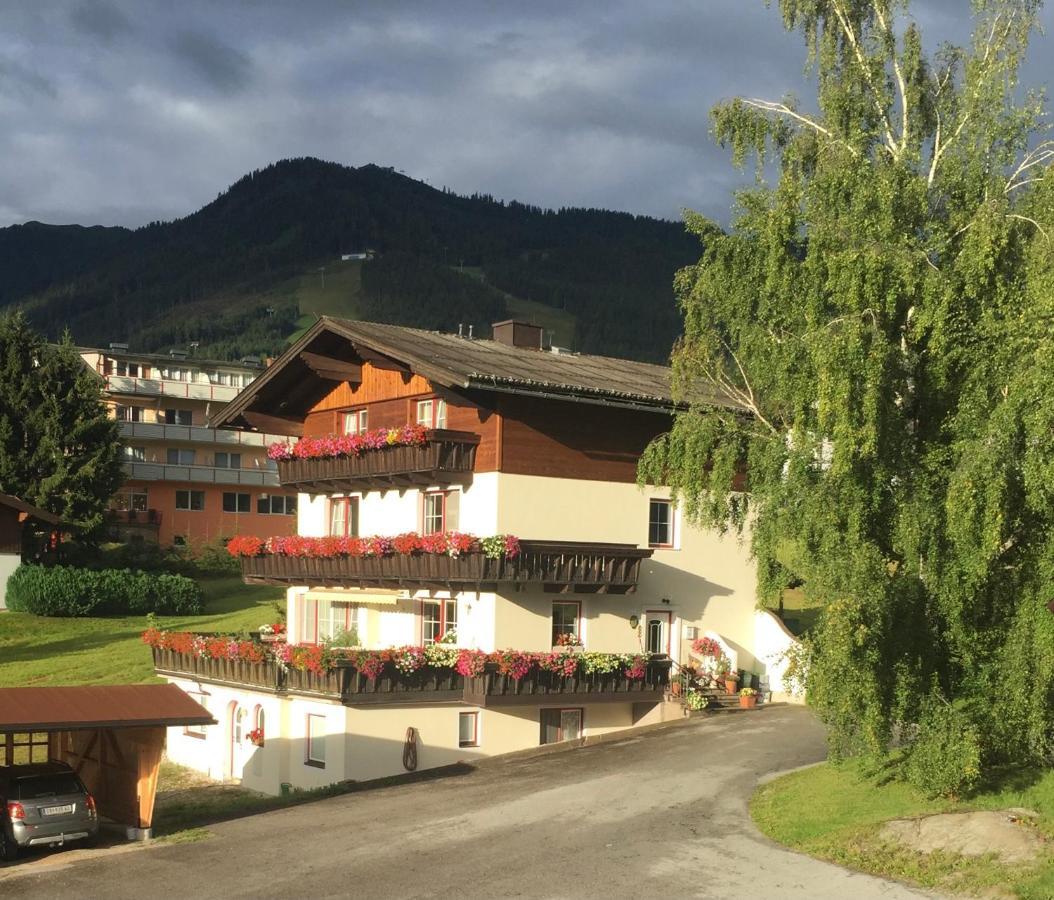 Fruehstueckspension Erika Schladming Luaran gambar